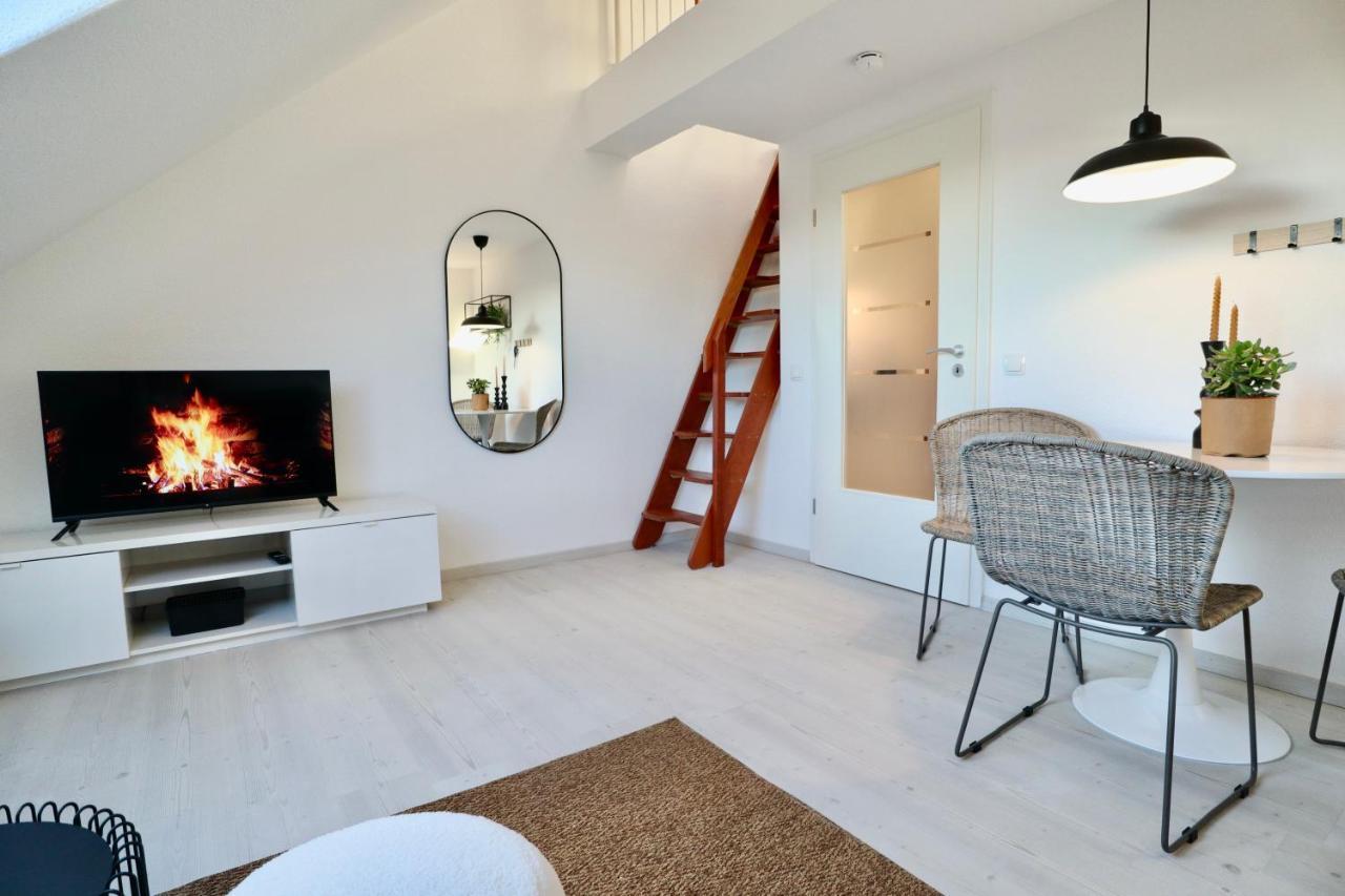 Gallery Apartment: Maisonette + Free Parking + Netflix 埃森 外观 照片
